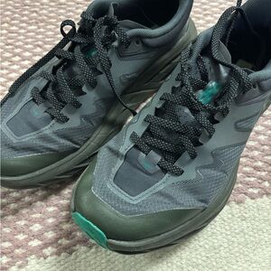 Men’s Hoka Speedgoat 5 size 7.5w. Wide shoe.